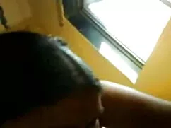 সুন্দরী বালিকা প্রসা ...