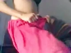 একটি সঙ্গে তাদের দুট ...
