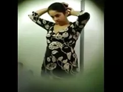 প্রচণ্ড হিন্দি চোদাচ ...