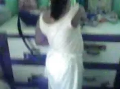 এক মহিলা বহু বাংলা চ ...