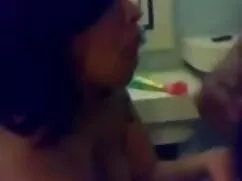 বড় সুন্দরী মহিলা ভা ...