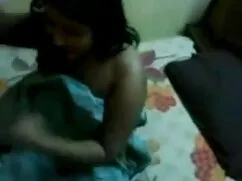 বড়ো মাই, কালো মেয়ে ...