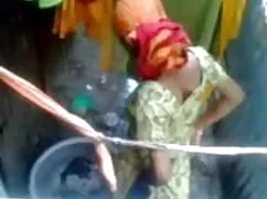 একটি বাংলা দেশি চোদা ...