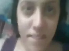 মাই এর, ছোট মেয়েদের ...