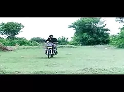 ব্লজব সুন্দরী বালিকা ...