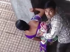 বড় সুন্দরী মহিলা দে ...
