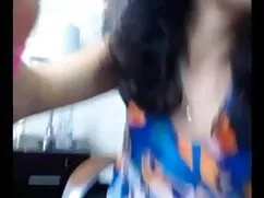 সুন্দরী বালিকা